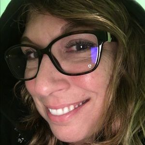 Meet your Posher, Nikki